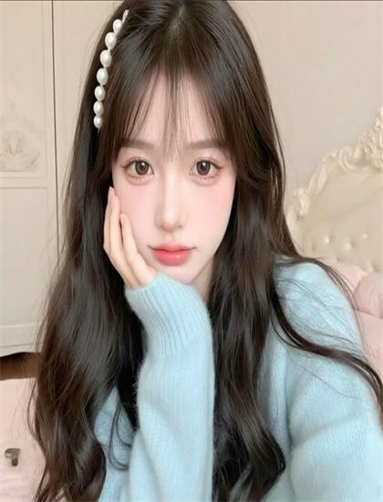 《青春不再见》象征隐喻解析：符号意义与深层寓意探讨，影院同步